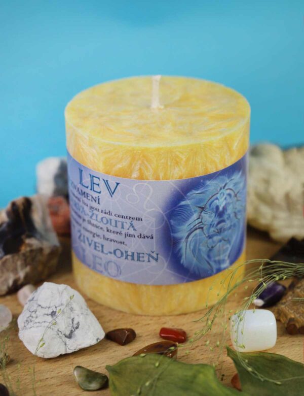 lev_zverokruhova_svicka